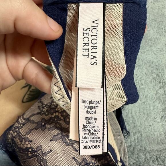 Victoria's Secret Blue Lace Push Up Bra NEW Size 38D - Picture 4 of 6